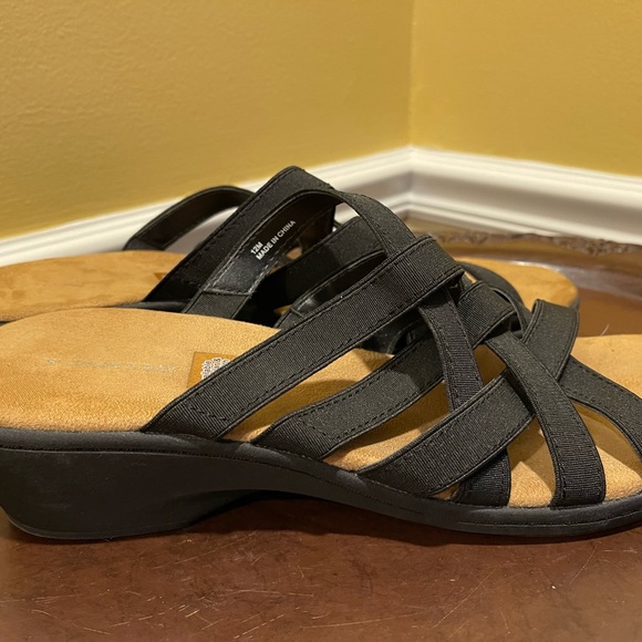 Women’s St Johns Bay Sandals - Picture 4 of 8